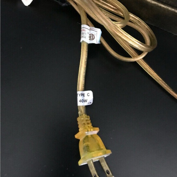 Beaded shade lamp 28” tall - Picture 7 of 7